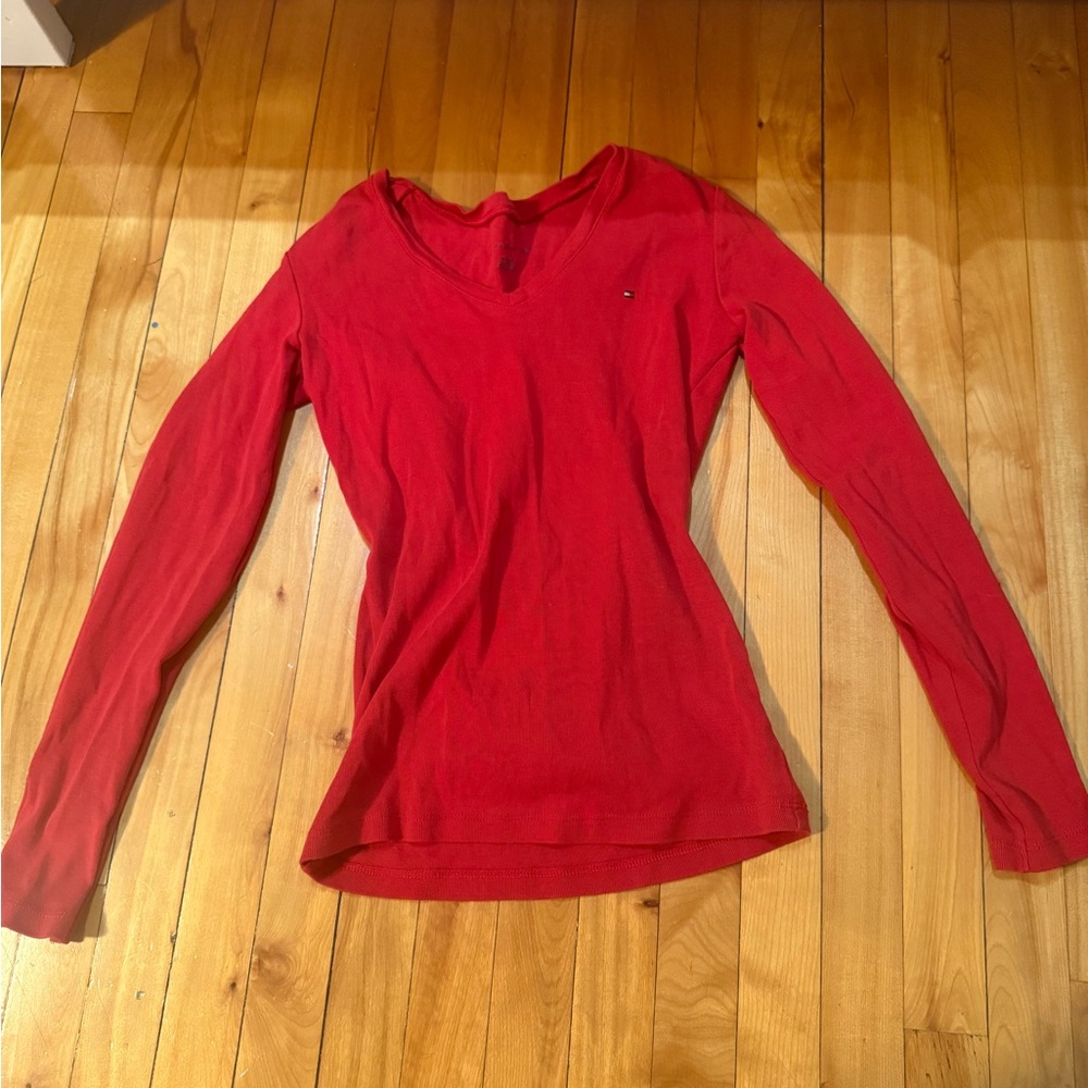 Tommy Hilfiger Red Fitted Long Sleeve V-Neck (XS)